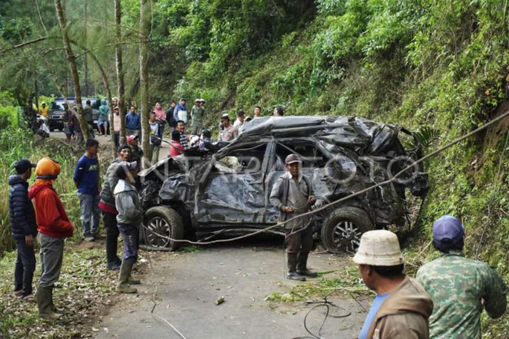 Kecelakaan Fortuner Masuk Jurang di Bromo, Tidak Ada Jejak&nbsp;Pengereman