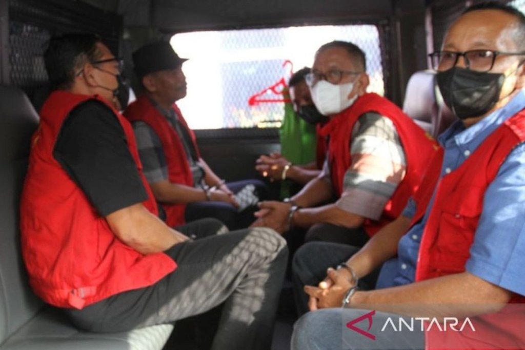 Lima Tersangka Dugaan Korupsi Seleksi PPPK Batu Bara Ditahan Kejati&nbsp;Sumut