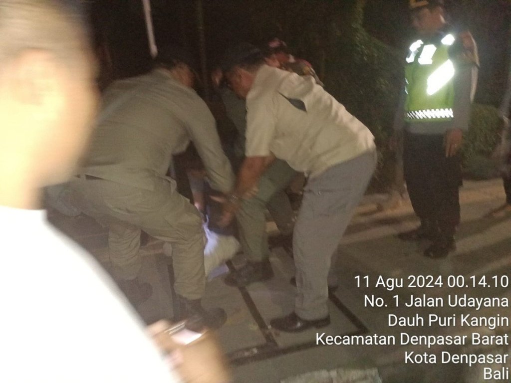 Polisi Denpasar Ciduk 3 Pria Bawa Sajam & Tilang Puluhan Pemotor,&nbsp;ternyata