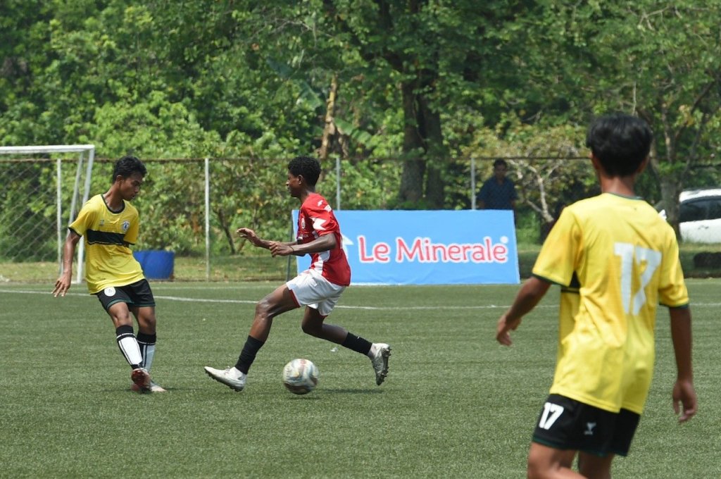 Le Minerale Dukung Kemajuan Atlet Muda Indonesia Melalui Program Persija Belajar Bola&nbsp;Bareng